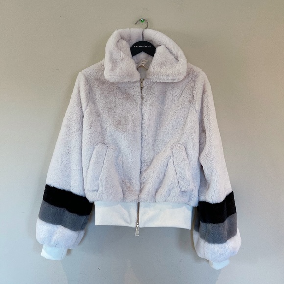 RAMY BROOK OLIVIA FAUX FUR COAT SZ M - Picture 5 of 11